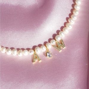A & W custom Lana Del Rey pearl necklace